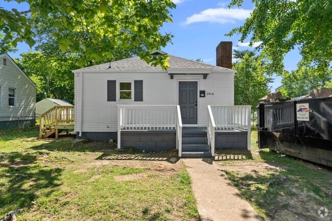 Building Photo - 2918 Lynhaven Ave Rental