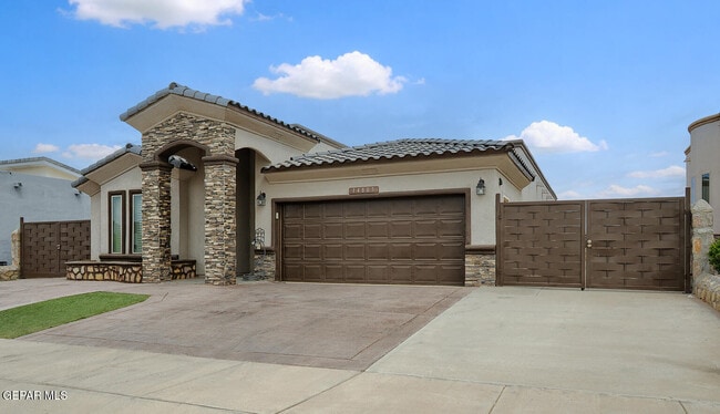 Photo - 14805 Holly Springs