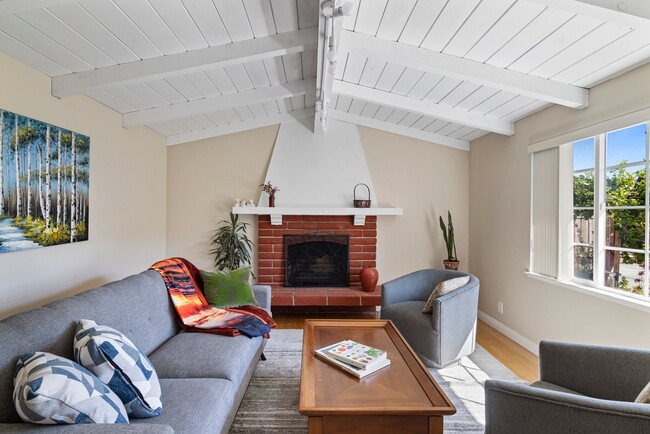 Photo - 213 Avocet Ct