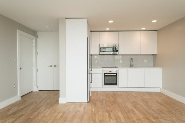 Photo - 334 Harvard Street