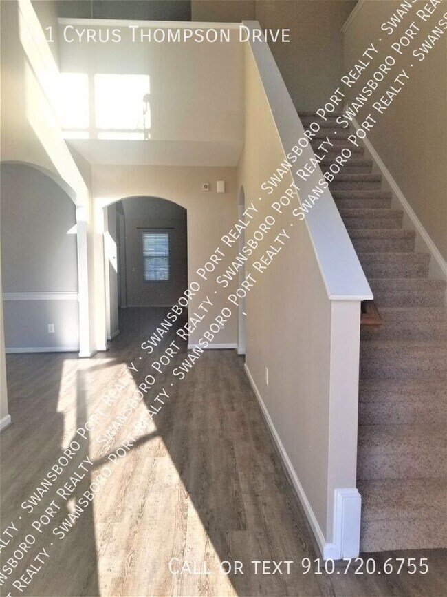 411 Cyrus Thompson Dr