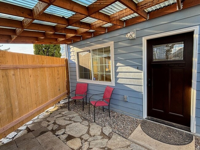 Photo - Charming 1-bedroom, 1-bathroom house