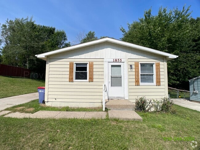 Building Photo - 3 Bedroom 1 Bathroom By Huff Park!! Rental