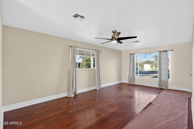 Photo - 4129 N 35th Way