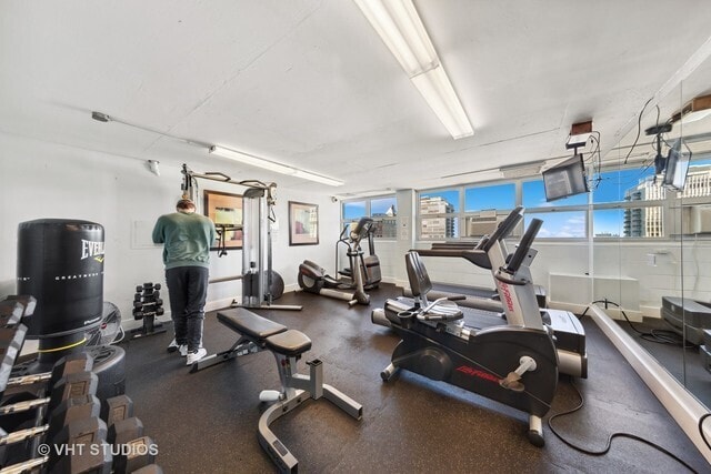 Photo - 222 E Pearson St