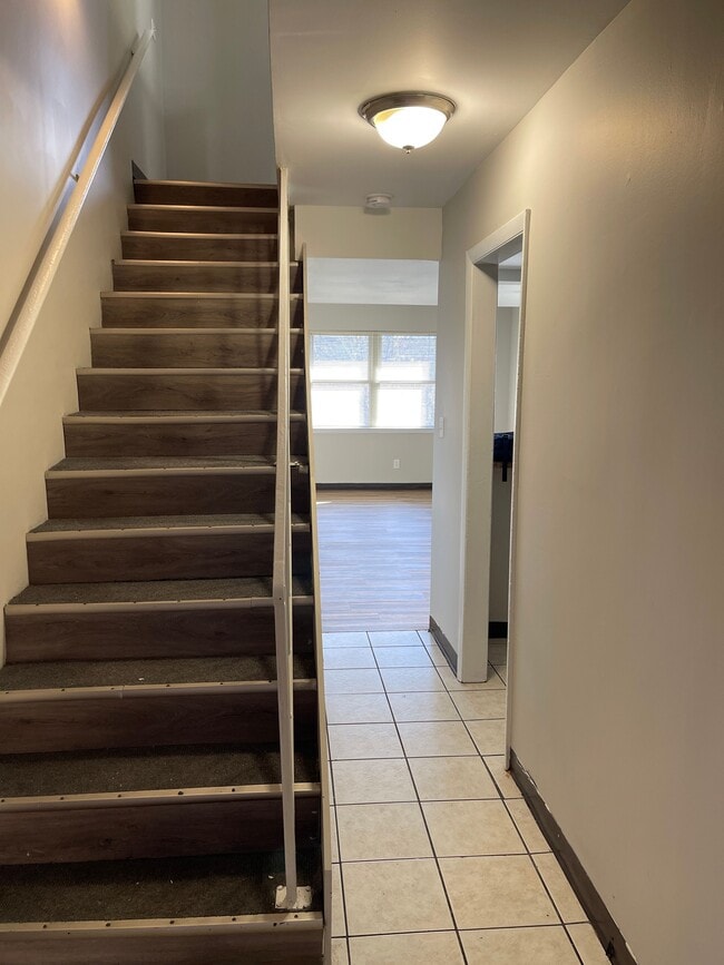 Photo - 1512 11th Ave N