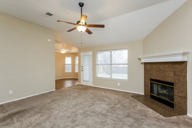 Photo - 1037 Harriman Dr