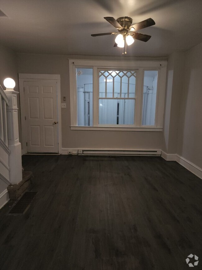 Building Photo - Remodeled home - Olney