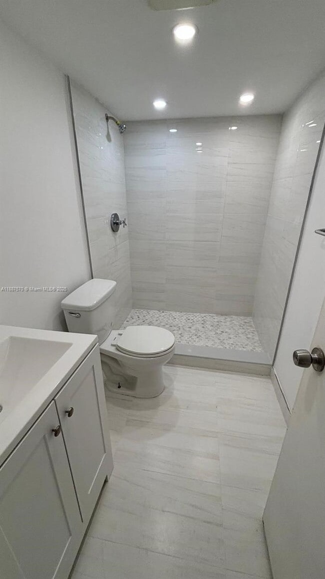 Photo - 1913 S Ocean Dr Unit 115