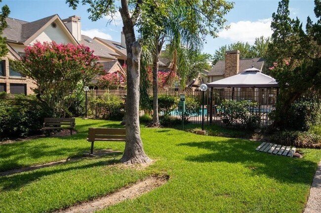 Photo - 2425 Holly Hall St Unit 31