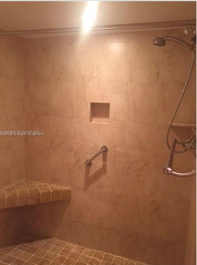 Photo - 3123 Oakland Shores Dr Unit D108