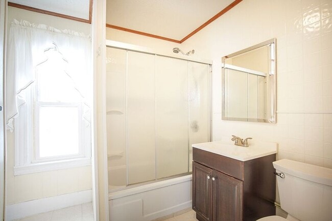 Photo - 13 1/2 Weston St Unit 2