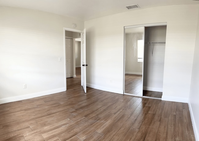 4259 Maine St Unit 4259 Maine St