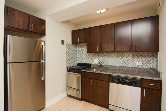 Photo - 450 W Wellington Ave Unidad B9