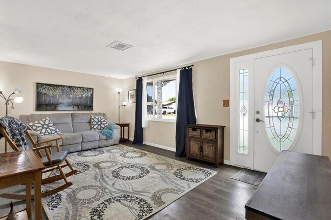 Photo - 1446 Normandy Blvd