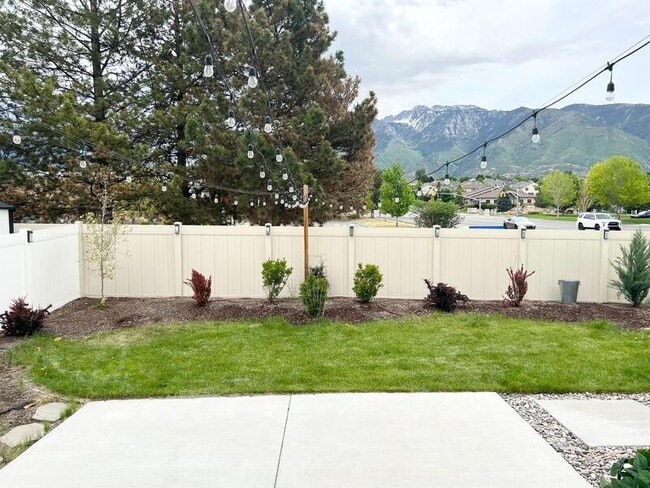 Photo - 11391 Mapleside Ln
