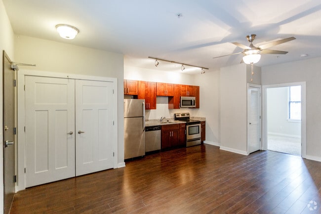 Interior Photo - Midtown Place
