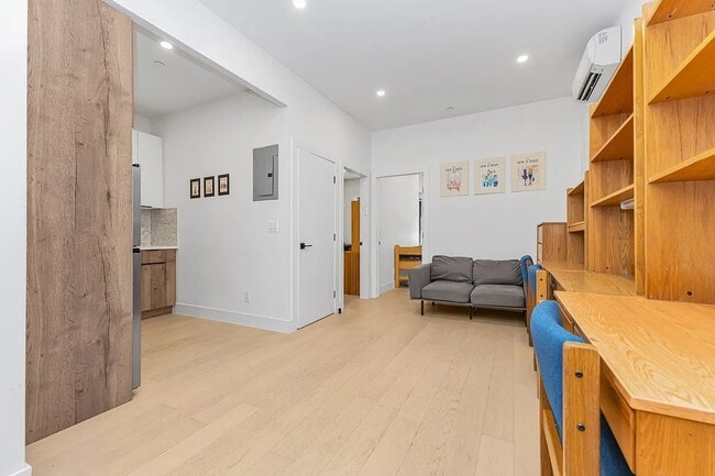 Building Photo - 344 Lexington Ave Rental