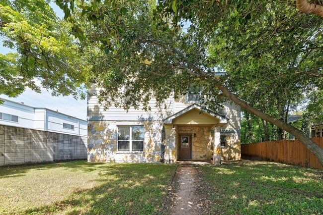 Building Photo - 5304 Evans Ave Unit A