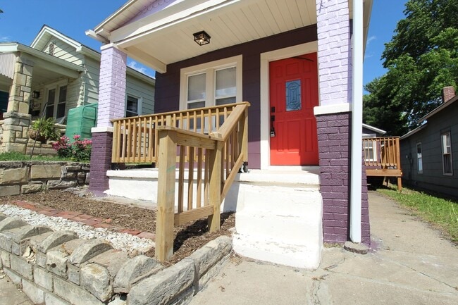 Photo - 2 Bedroom 1.5 Bath Home In Strawberry Hill