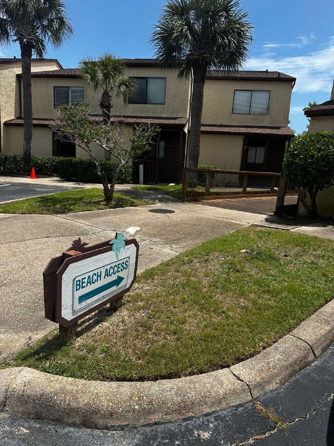Photo - "Coastal Comfort: Spacious 2-Bed, 2-Bath C... Unit 9F R