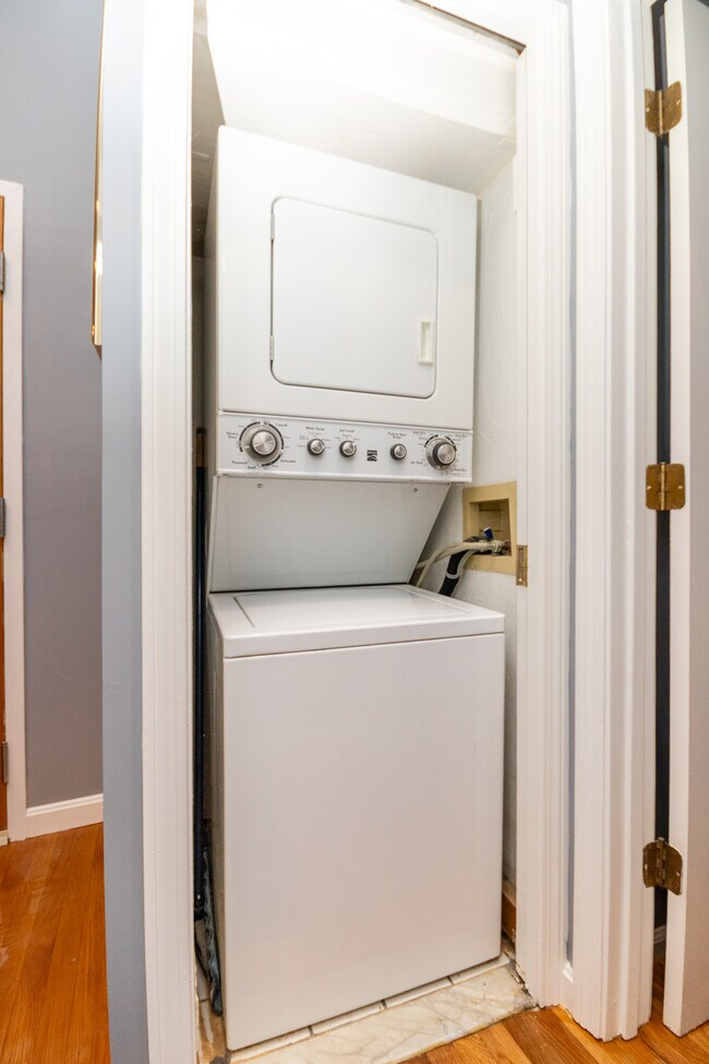 Photo - 342 North St Unit 1A