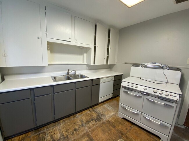 Photo - Cullen-1914 Unidad A