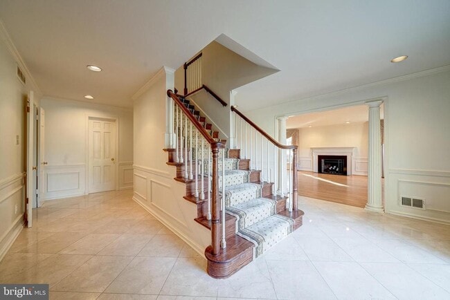 Photo - 6209 Stoneham Ln