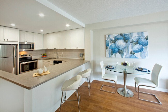 Photo - Bay Terrace Apartments