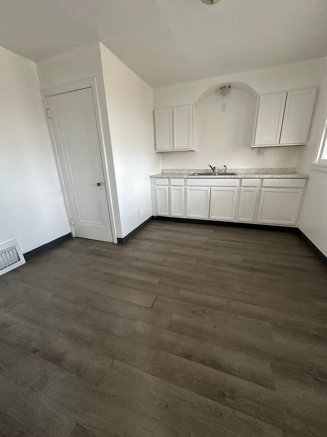 Photo - 3 Bedroom Home with Attached Garage