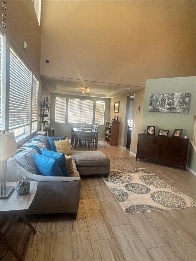 Photo - 2076 Santina Ave