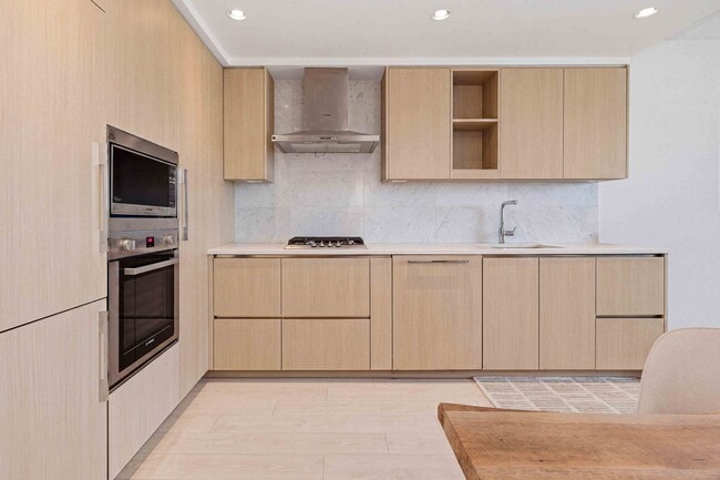 Photo - 1308-4720 Lougheed Highway Unit 1308