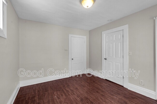 331 Schenck St Unit 2