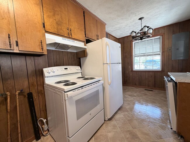 Photo - 3 Bedroom 1 Bathroom House in Laurinburg, NC