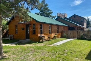 133 S Fremont Ave
