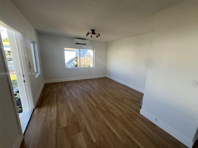 Photo - 1706 Arthur St