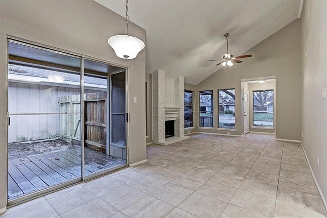 Photo - 23322 Pebworth Pl