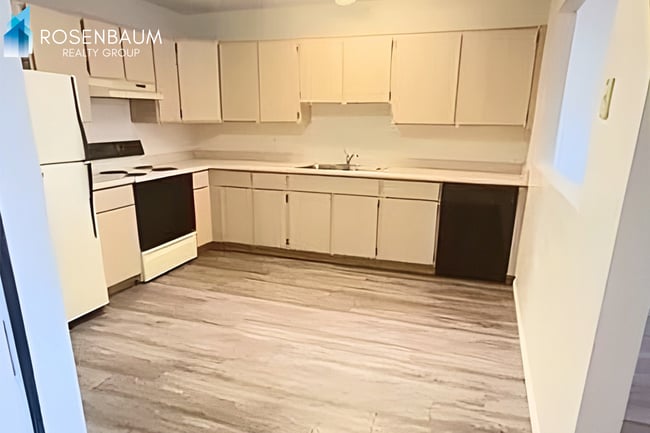 Photo - Charming 2-bedrooms, 1-bath Triplex in the heart of Prescott Valley!