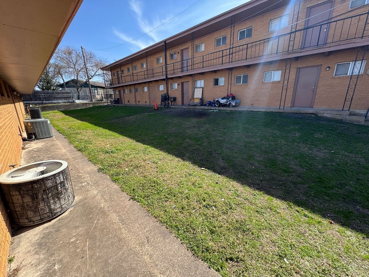 Photo - 806 Safady Ave Unit A