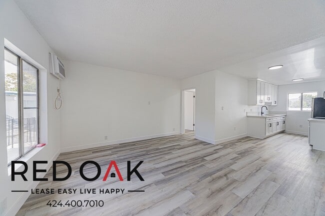 5233 Tilden Ave Unit 11