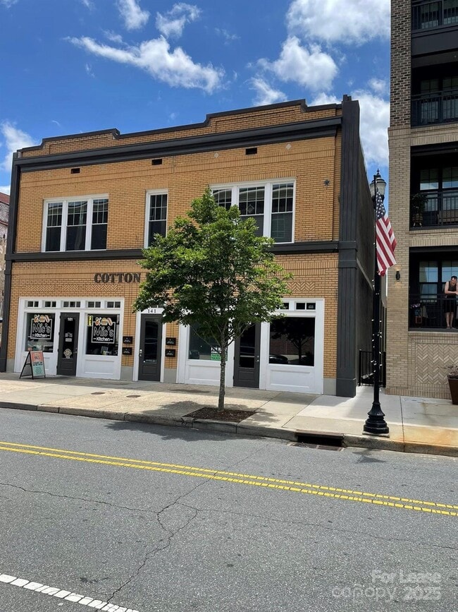 Building Photo - 141 W Main Ave Unit 201 C