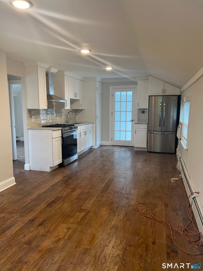 Photo - 530 W Main St