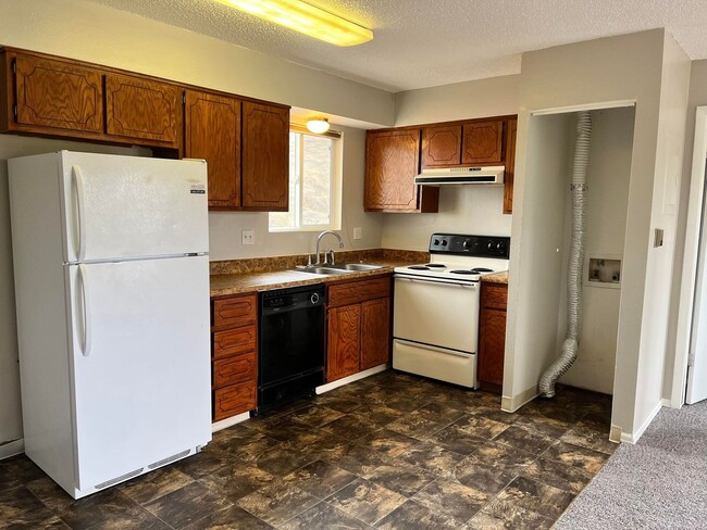 2025 W Yampa St Unidad B