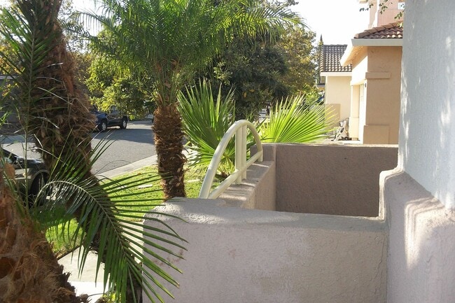 Photo - Solar electric home in the Laguna area of Elk Grove