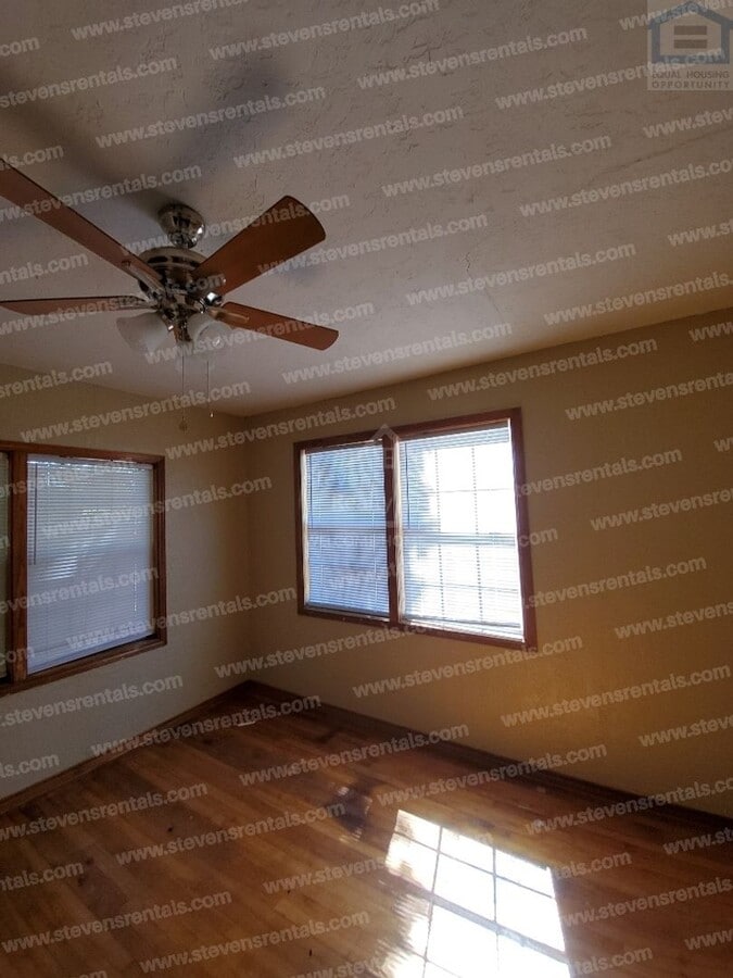 Photo - 1709 NW Smith Ave