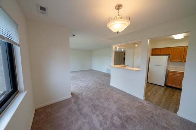 Dining Room (Unit A) - Harborside Village Apartments