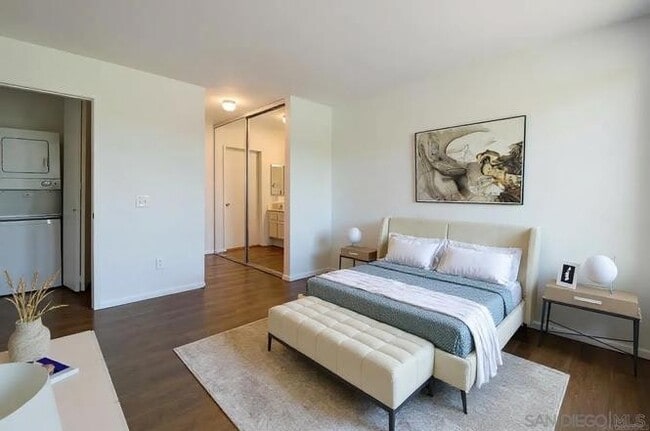 Building Photo - 13076 Wimberly Square Unit 03076