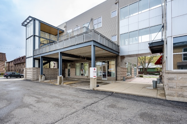 Photo - 7240 W Devon Ave