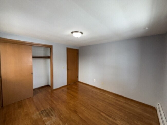 Building Photo - 2401 Calypso Rd