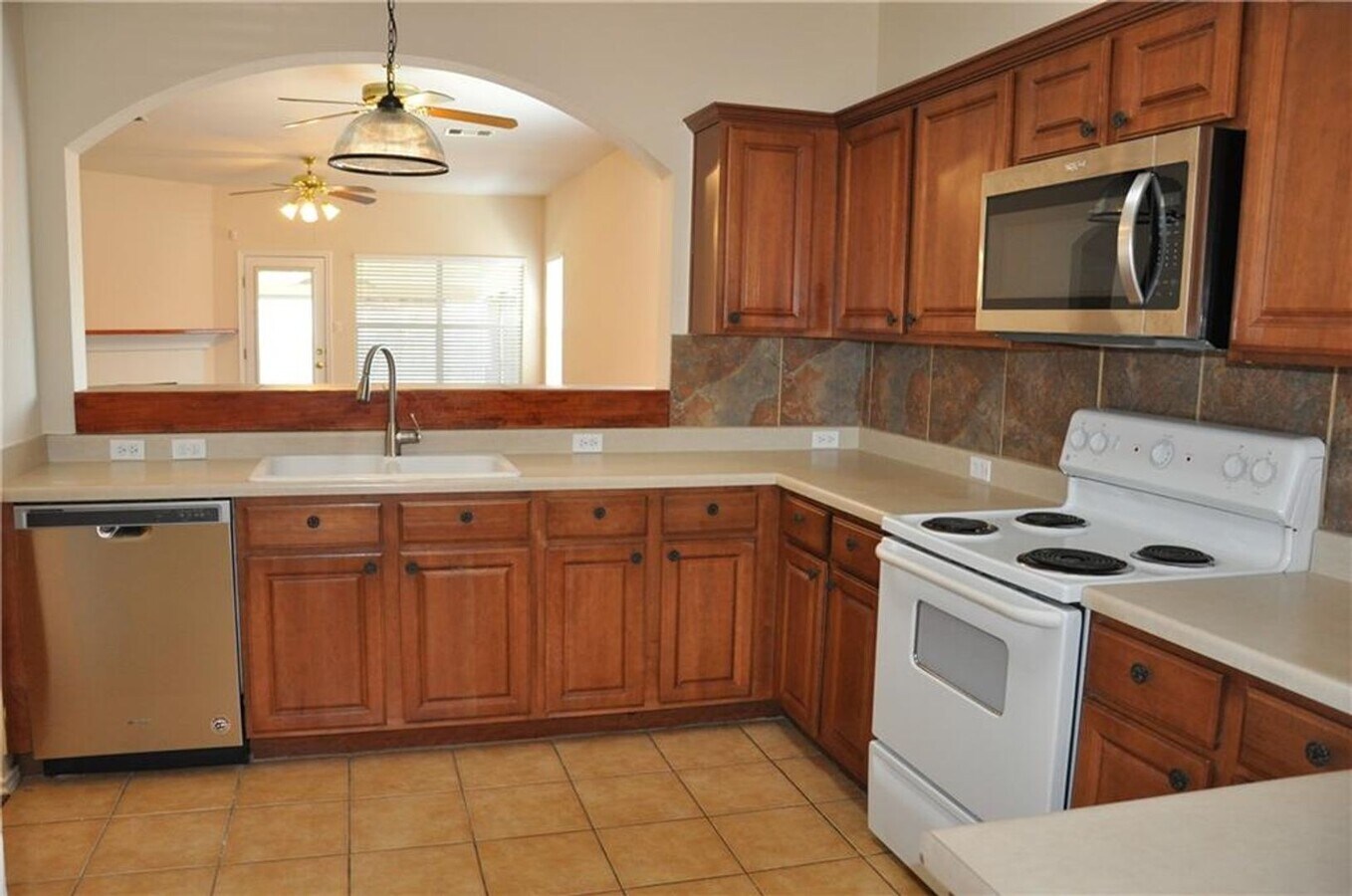 Photo - Charming 3 Bedroom in Heart of Hutto.
